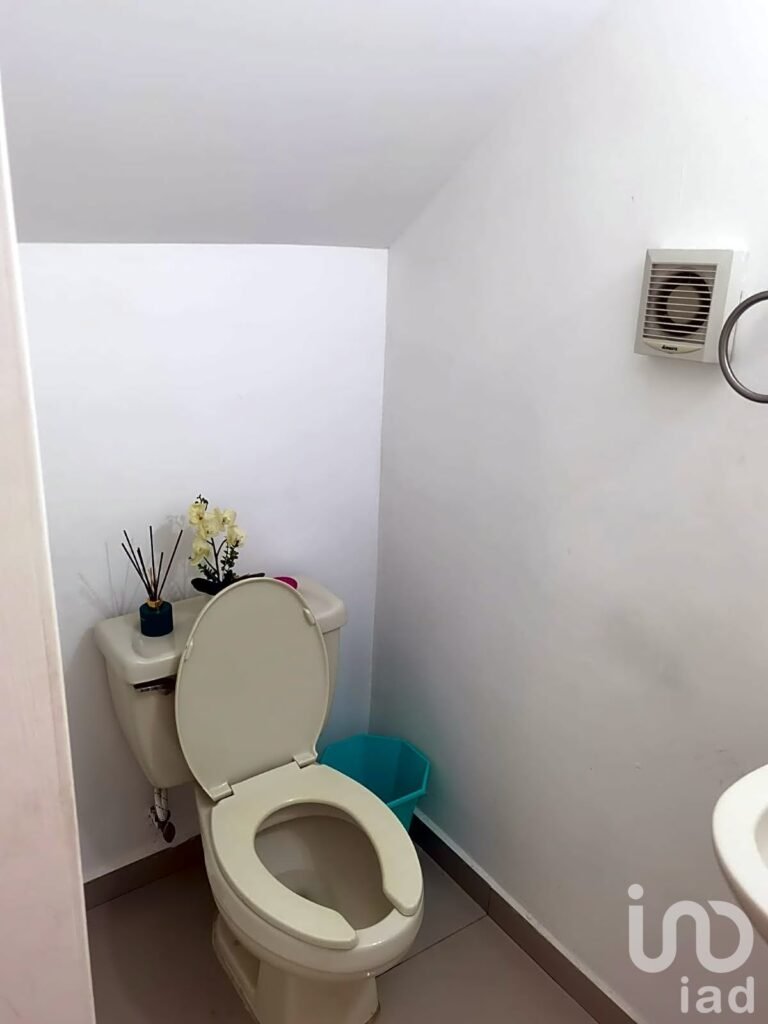 VENTA DE CASA EN FRACC. ESPACIOS BARCELONA  EN CULIACAN