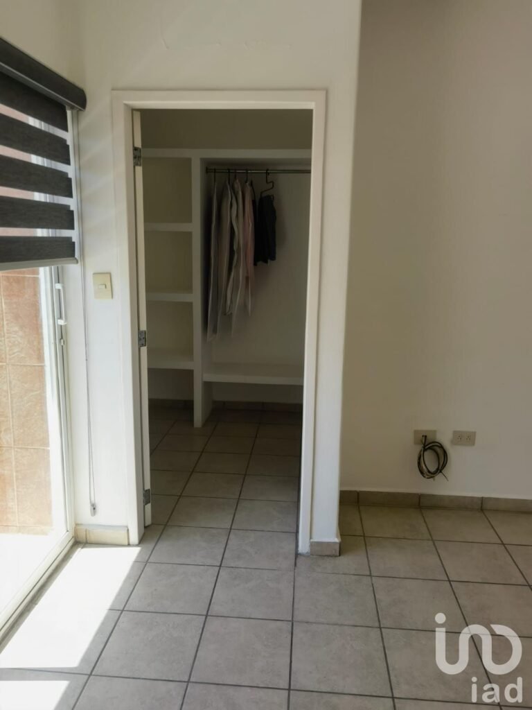 VENTA DE CASA EN FRACC. ESPACIOS BARCELONA  EN CULIACAN