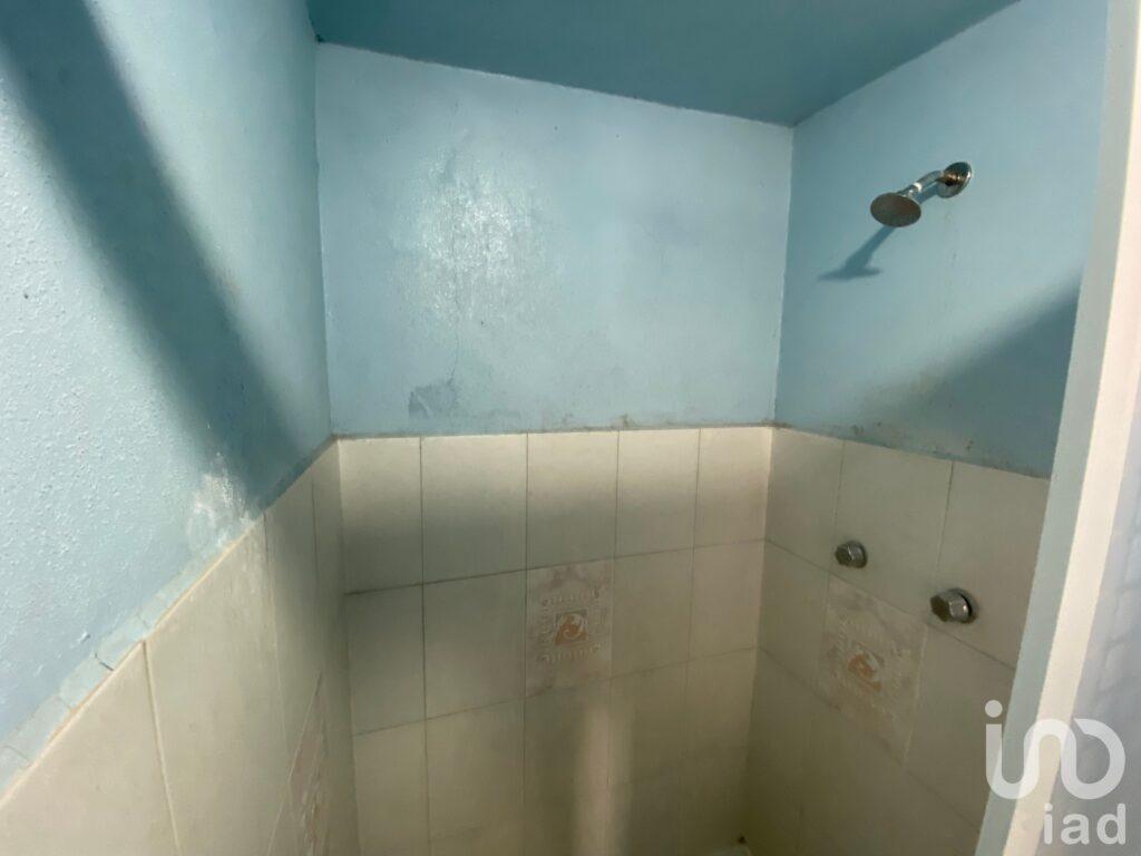 SE VENDE CASA LEANDRO VALLE  COSTADO ESTADIO MORELOS CERCA DEL LIBRAMIENTO UBICADISIMA!!