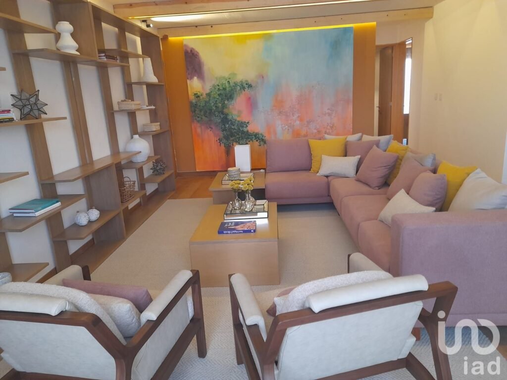 Venta Locales Comerciales en San Miguel de Allende Gto. "La Pilarica" LifeCare Center.