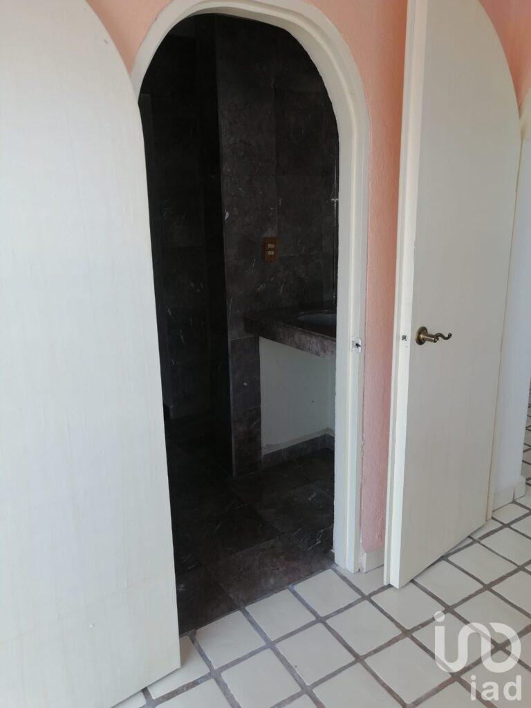 CASA EN VENTA CON VISTA AL MAR EN MARINA BRISAS ACAPULCO DIAMANTE