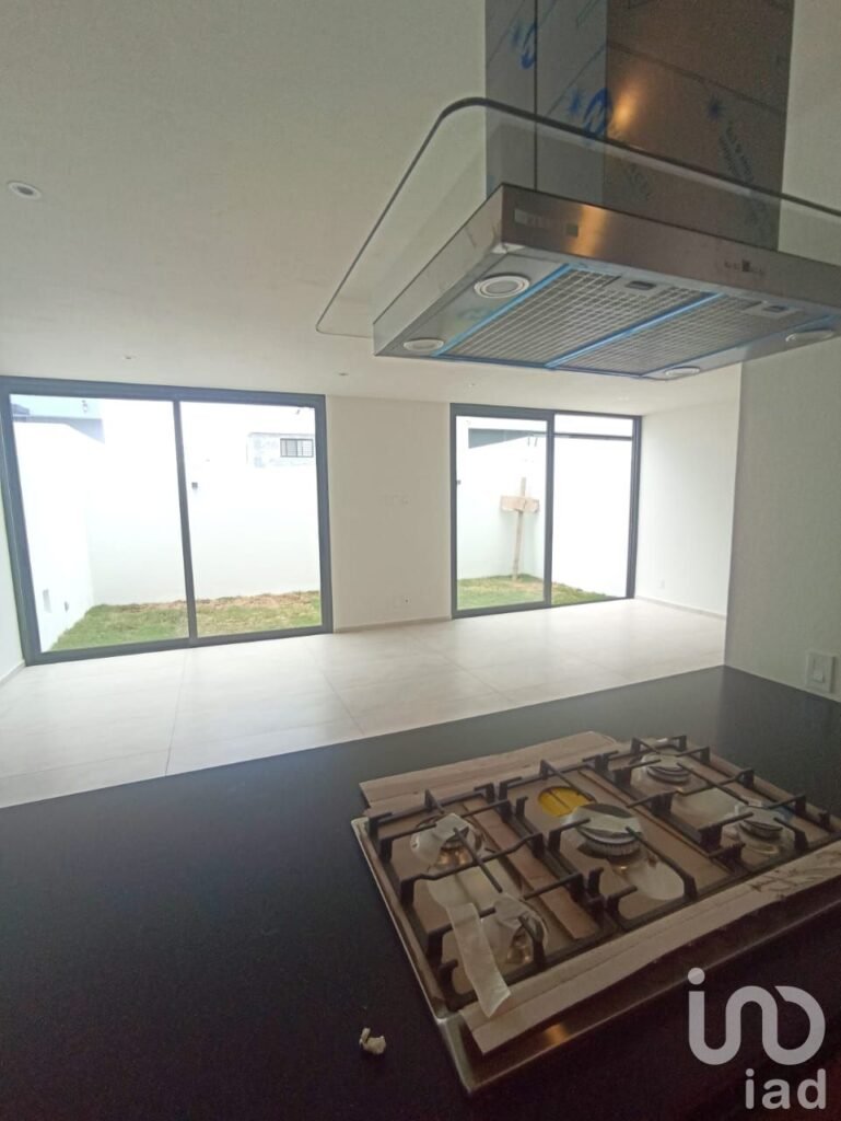 Casa lista para estrenar en Solares