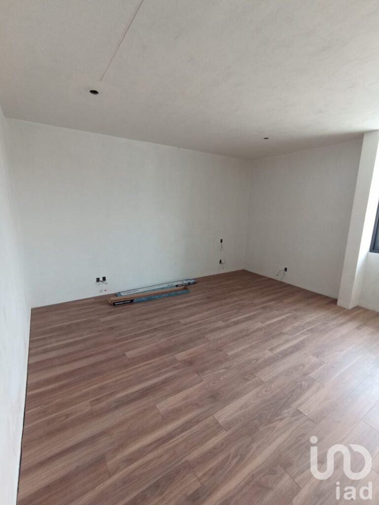 Casa lista para estrenar en Solares