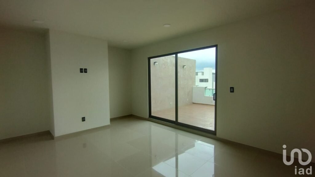 CASA EN VENTA EN FRACCIONAMIENTO PRIVADO EXPLANADA SUR,PACHUCA,HGO.