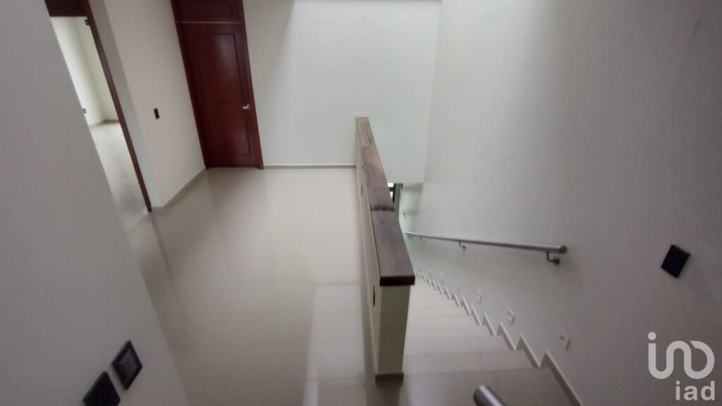 CASA EN VENTA EN FRACCIONAMIENTO PRIVADO EXPLANADA SUR,PACHUCA,HGO.