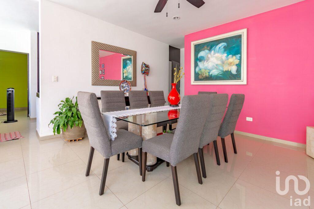 CASA EN VENTA EN COLONIA MONTEBELLO, MERIDA YUCATAN