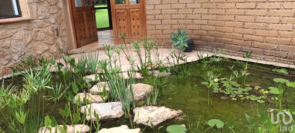 EN VENTA RESIDENCIA EN PRIVADA EN TEPOZTLÁN, MORELOS.