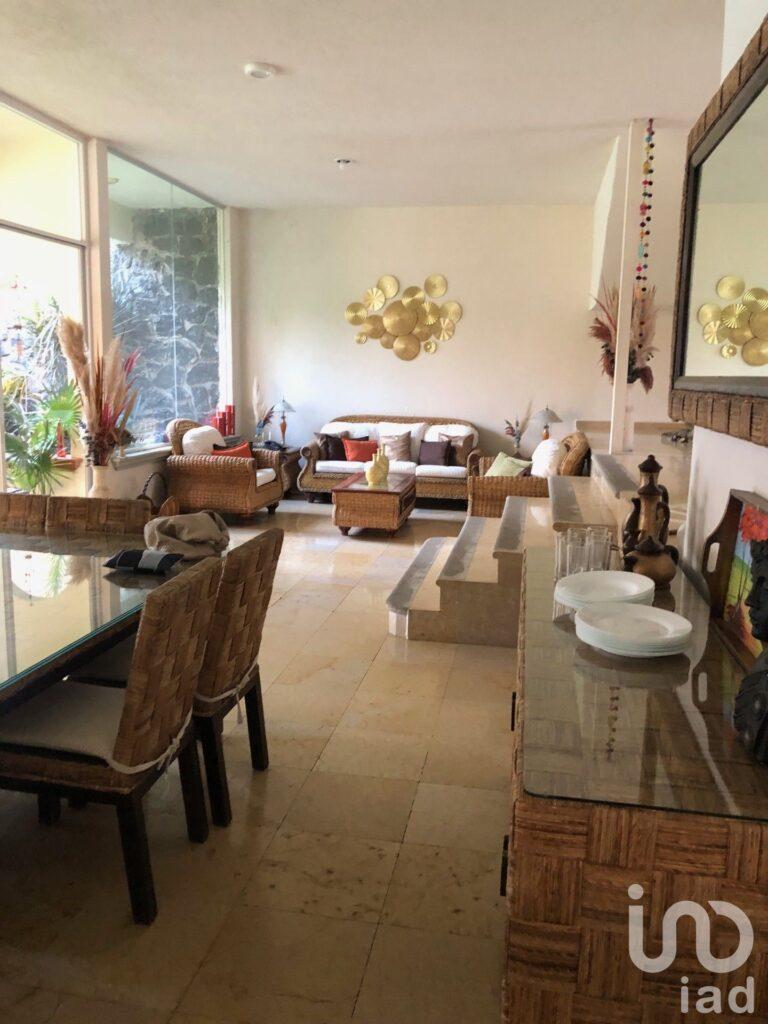 CASA EN VENTA EN BURGOS BUGAMBILIAS