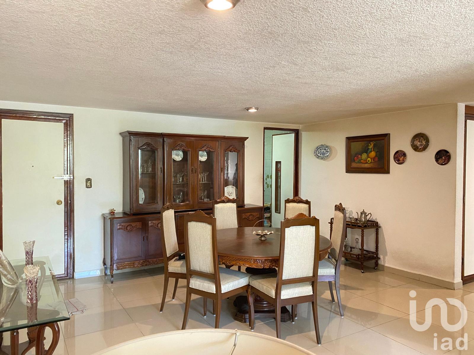 Departamento en venta 1er nivel exterior en Escandón 3 rec 2 estacionamientos