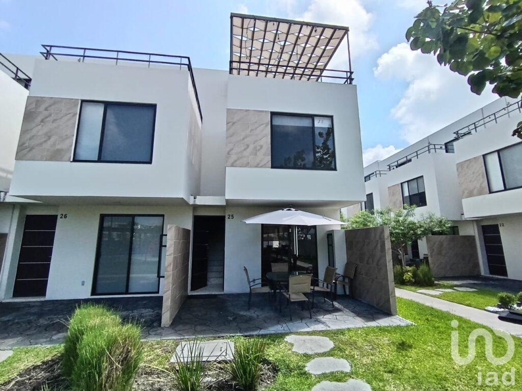 Se vende casa en Xochitepec, Morelos , condominio Santa Fe Lifestyle