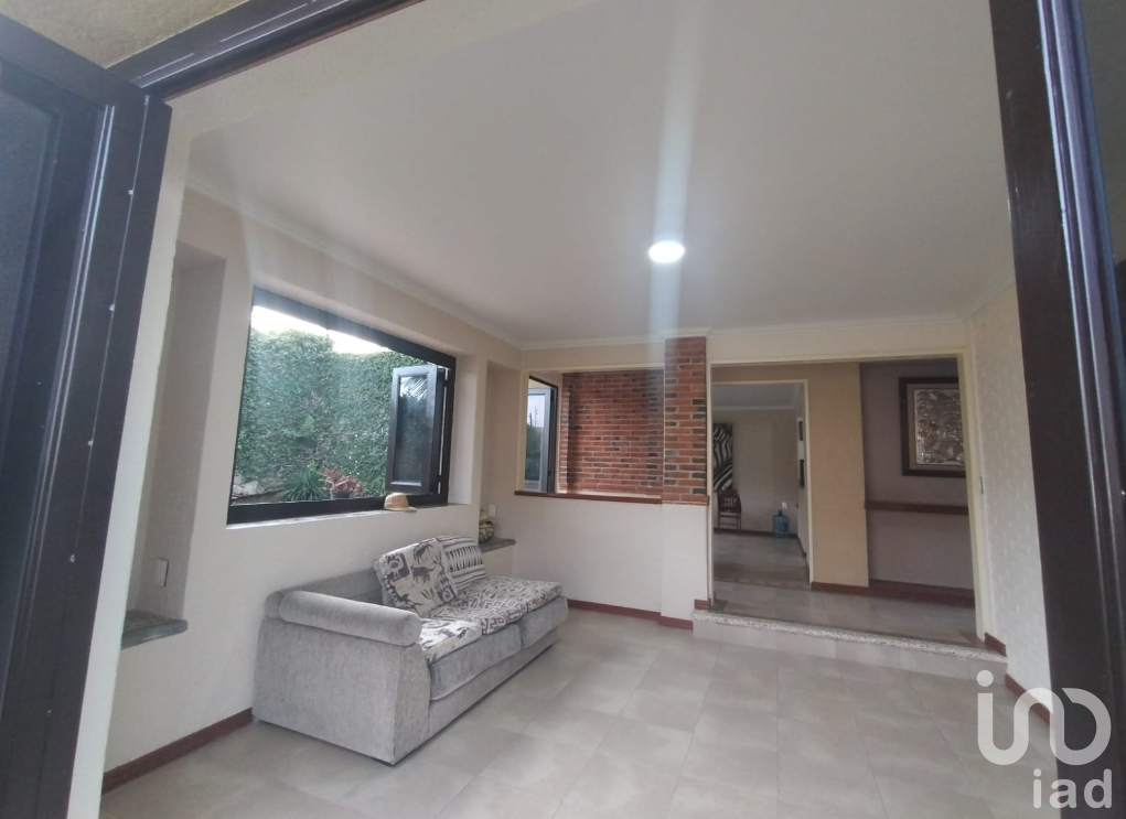 Casa en venta, exclusivo fraccionamiento con vigilancia, zona norte, Cuernavaca, Morelos