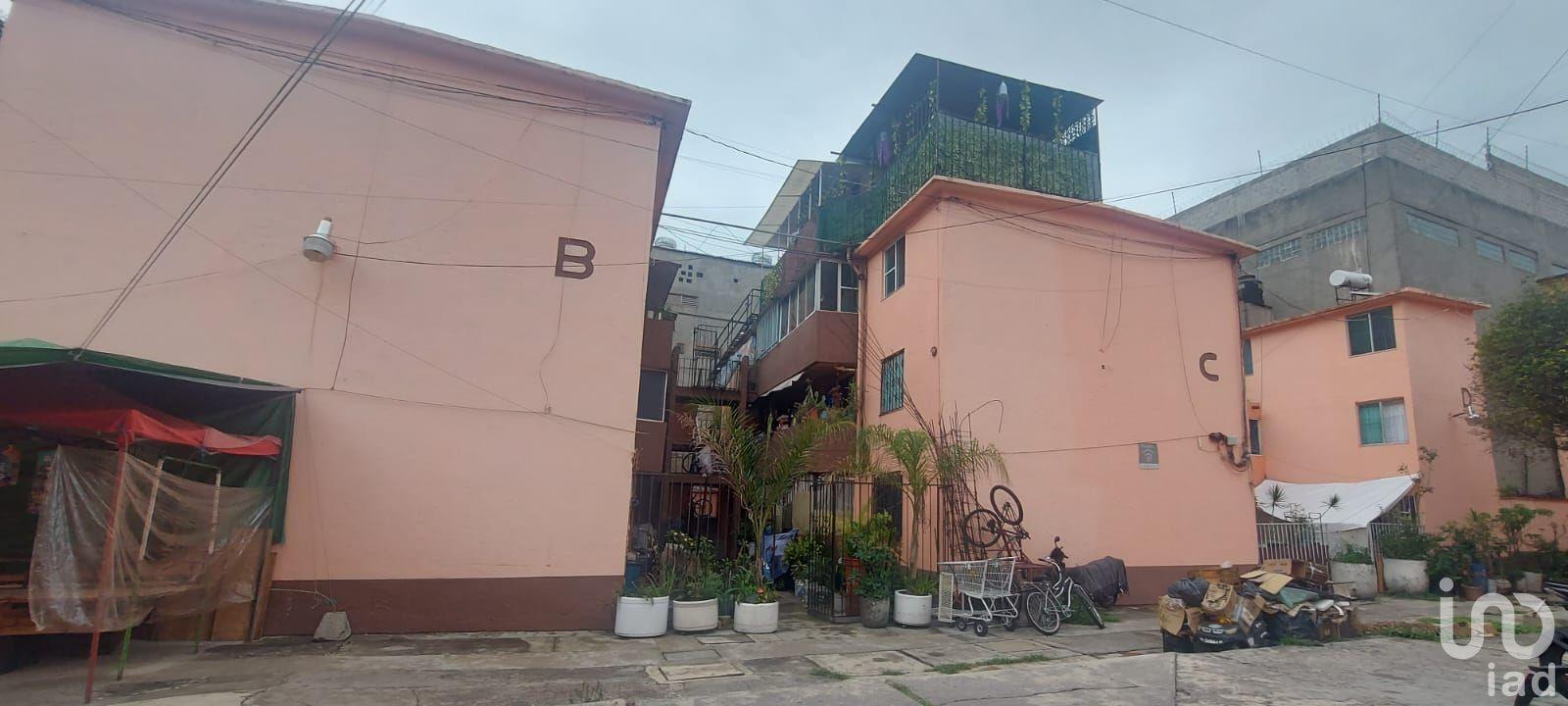 VENTA DE DEPARTAMENTO EN EJE CENTRAL Y FRAY SERVANDO. COL. CENTRO, CUAUHTEMOC