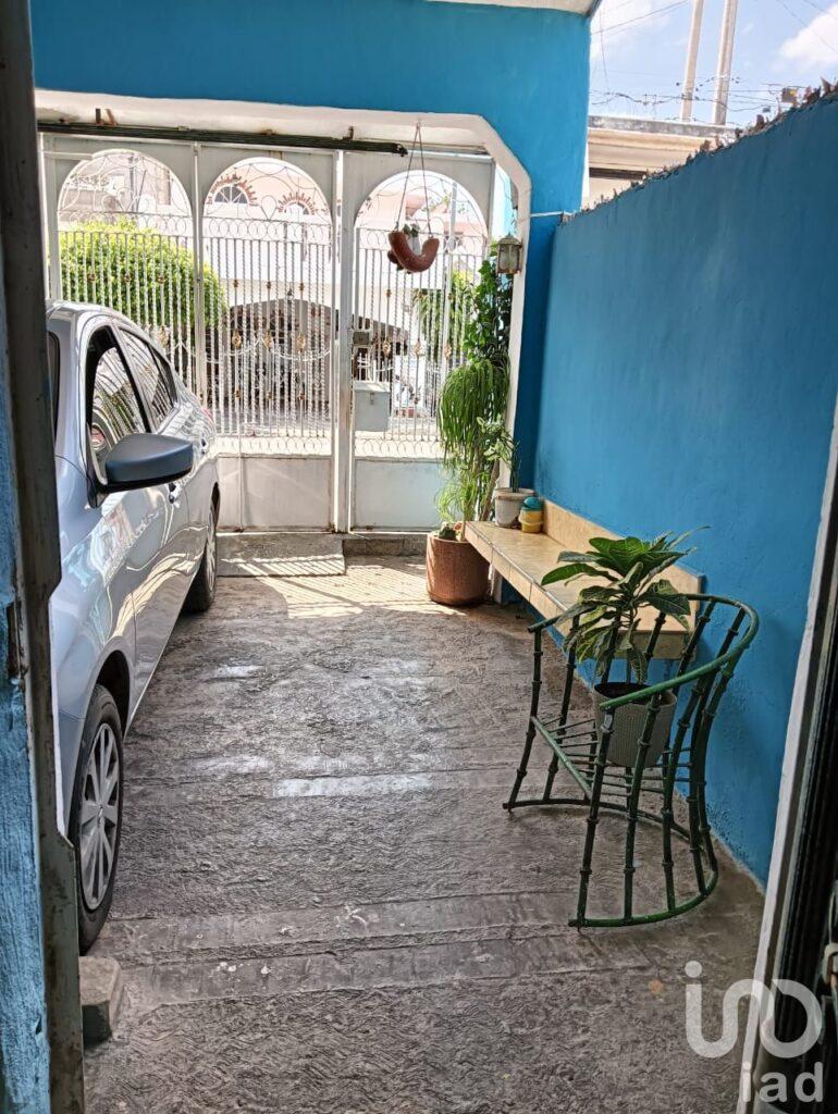 VENTA CASA EN COLONIA CASATILLA CAMARA, MERIDA , YUCATAN.