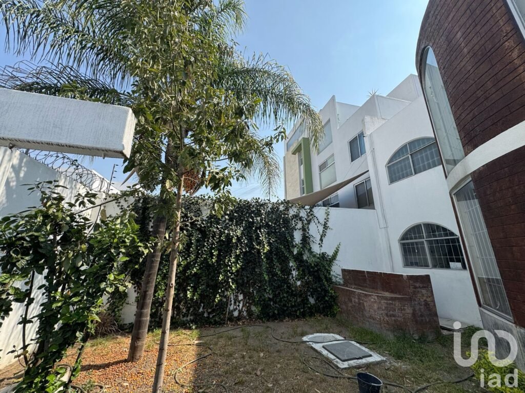 Casa en Venta en Santa Cruz Buenavista, Puebla