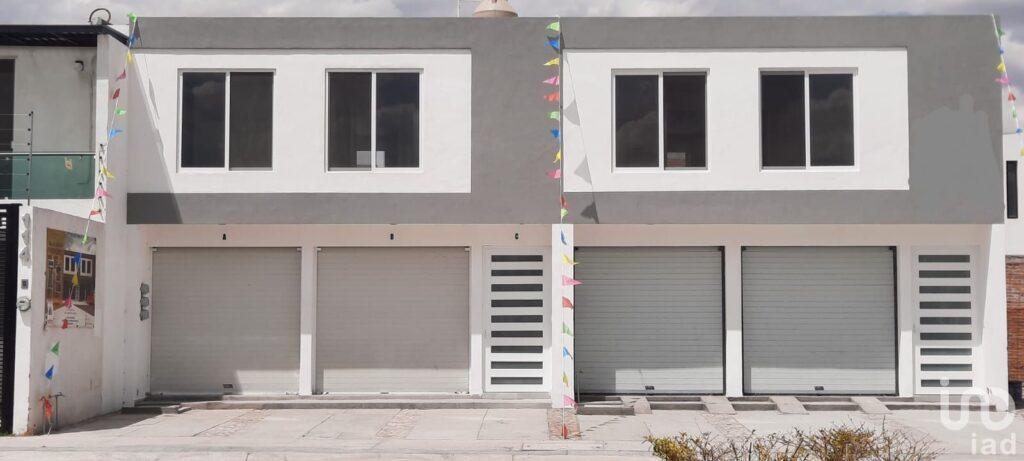 Departamento y Local Comercial Nuevo en Venta en La Trinidad, Aguascalientes