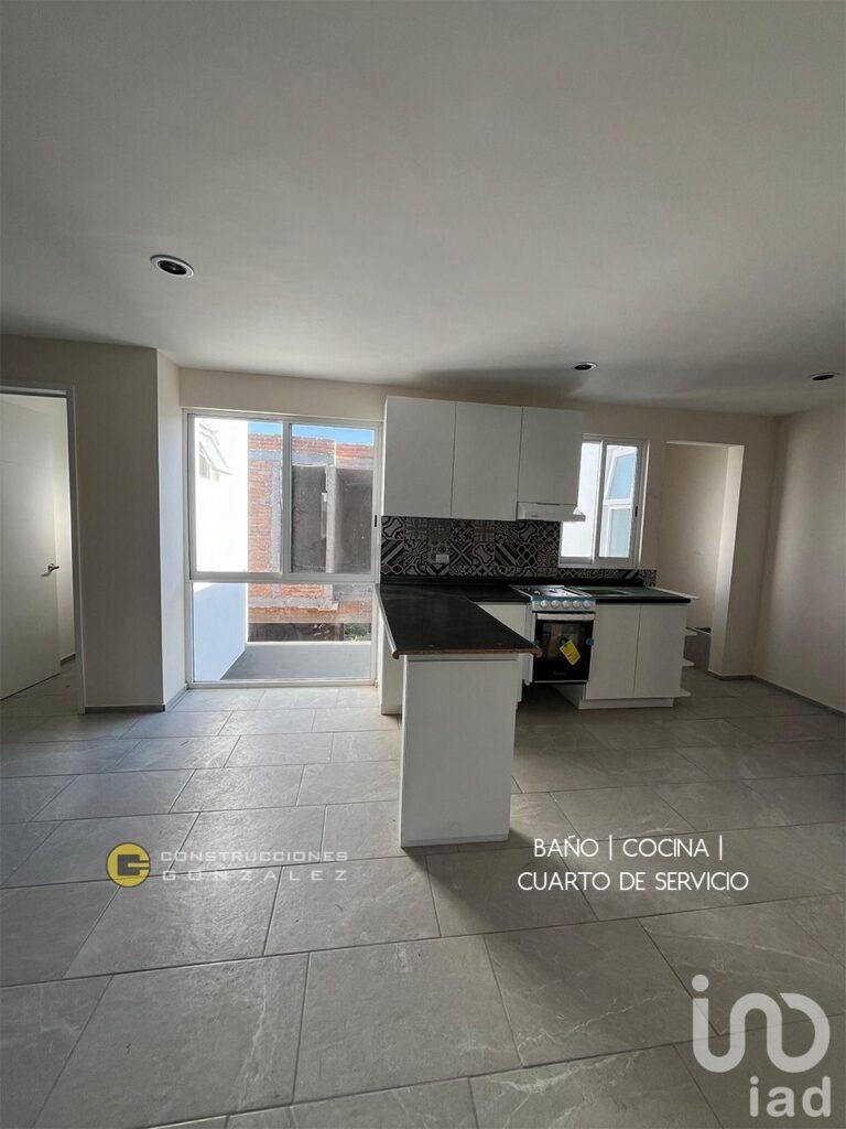 Departamento y Local Comercial Nuevo en Venta en La Trinidad, Aguascalientes