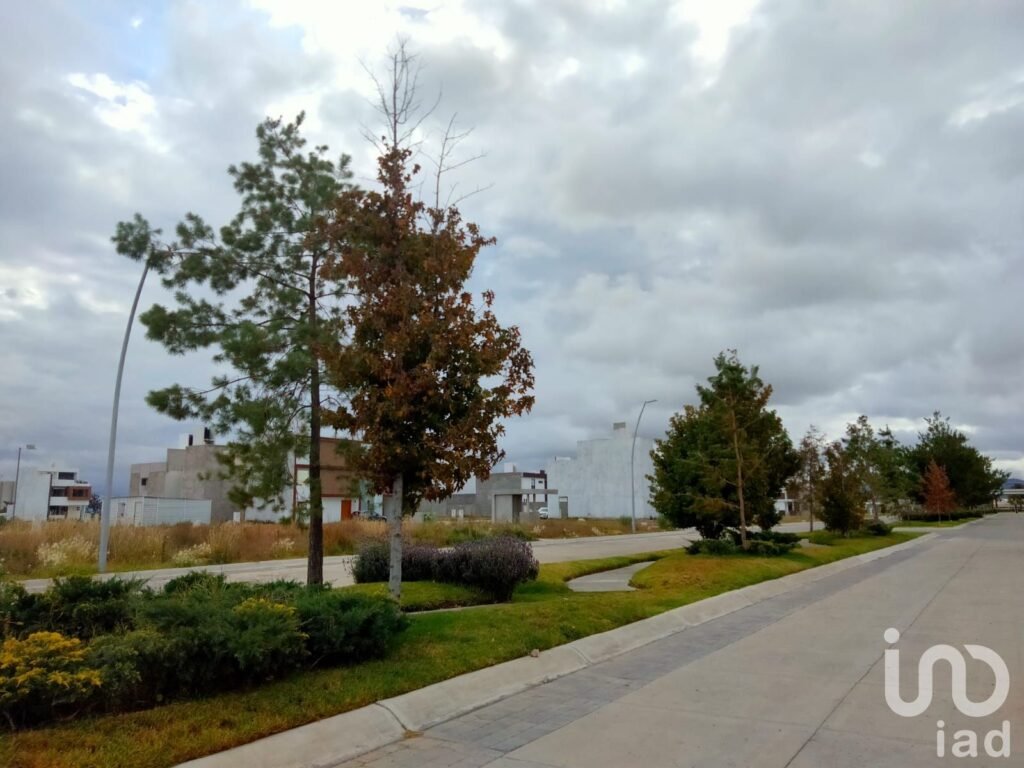 Lote en Venta residencial a 10 minutos de centro comercial Explanada HIDALGO