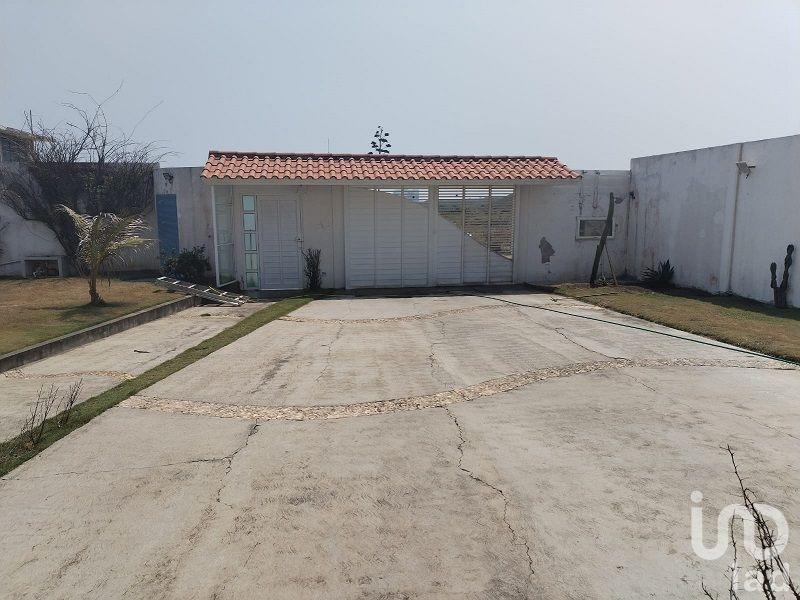 CASA EN VENTA A 150 METROS DE L PLAYA EN EL ENCANTO DE LA BAHIA E LA RIVIERA VERACRUZANA EN VERACRUZ