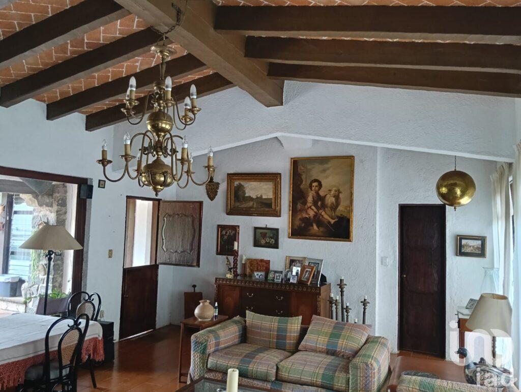 Venta de Casa a precio de Terreno en Vista Hermosa, una de las mejores zonas de Cuernavaca