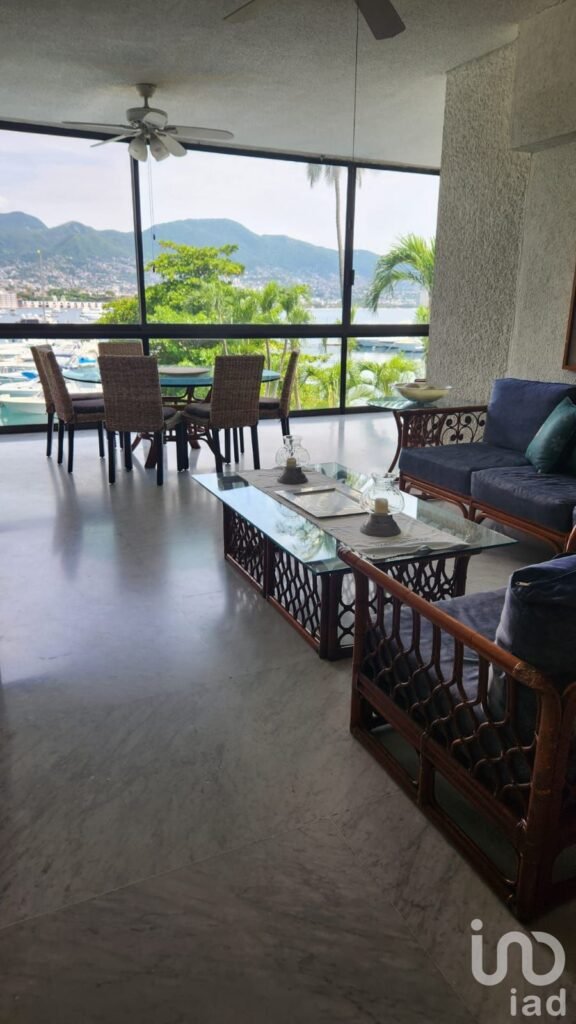 Departamento en venta,  frente al mar en Fracc las playas Acapulco de Juárez