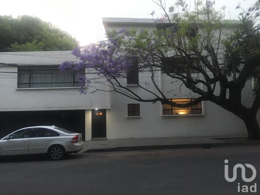 LINDA  CASA EN VENTA EN EL CARMEN COYOACAN