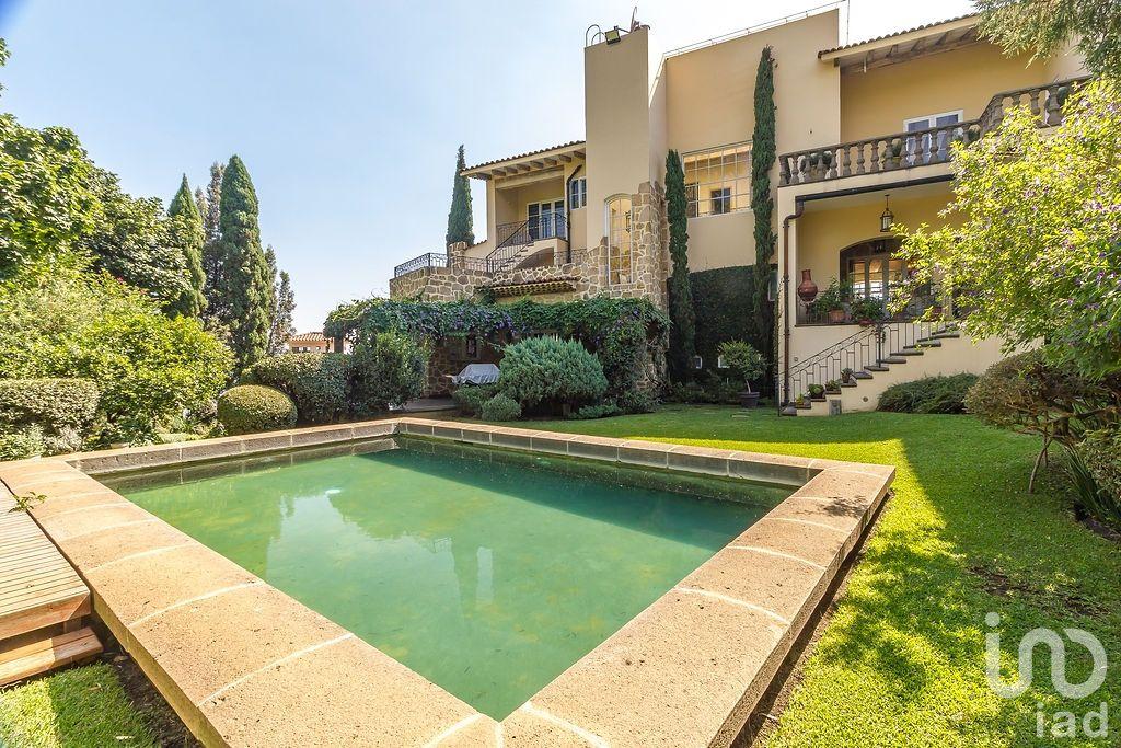 Villa Toscana En La Ciudad De La Eterna Primavera Con Vista Panorámica