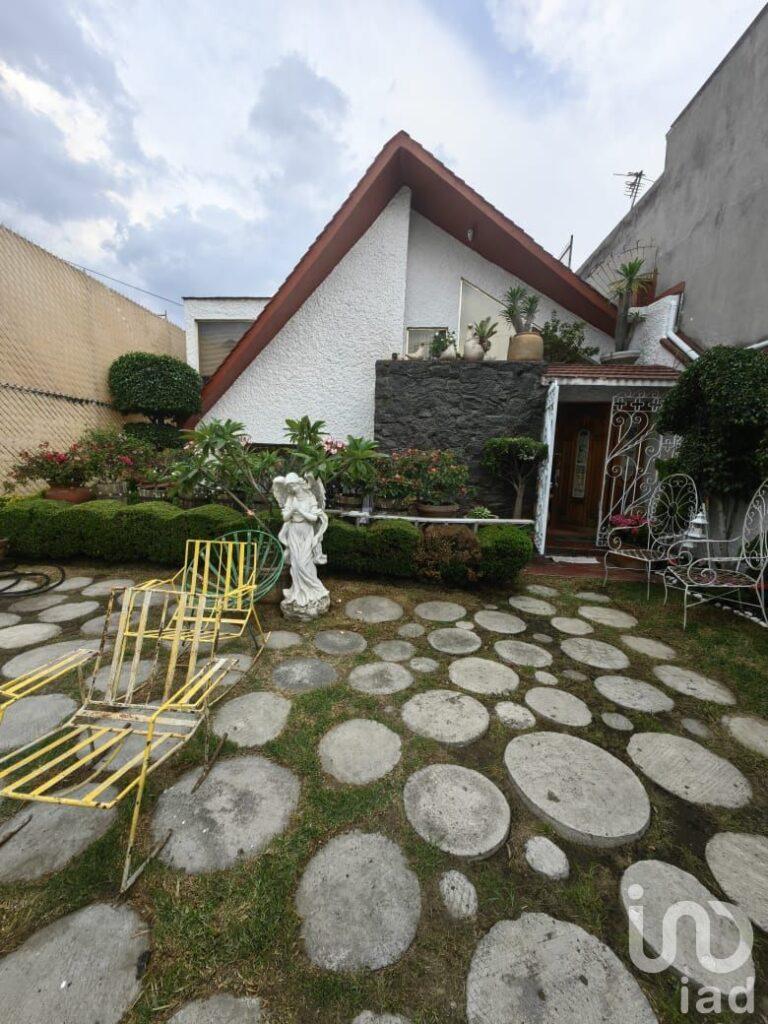 VENTA DE CASA  EN COLONIA EDUCACION