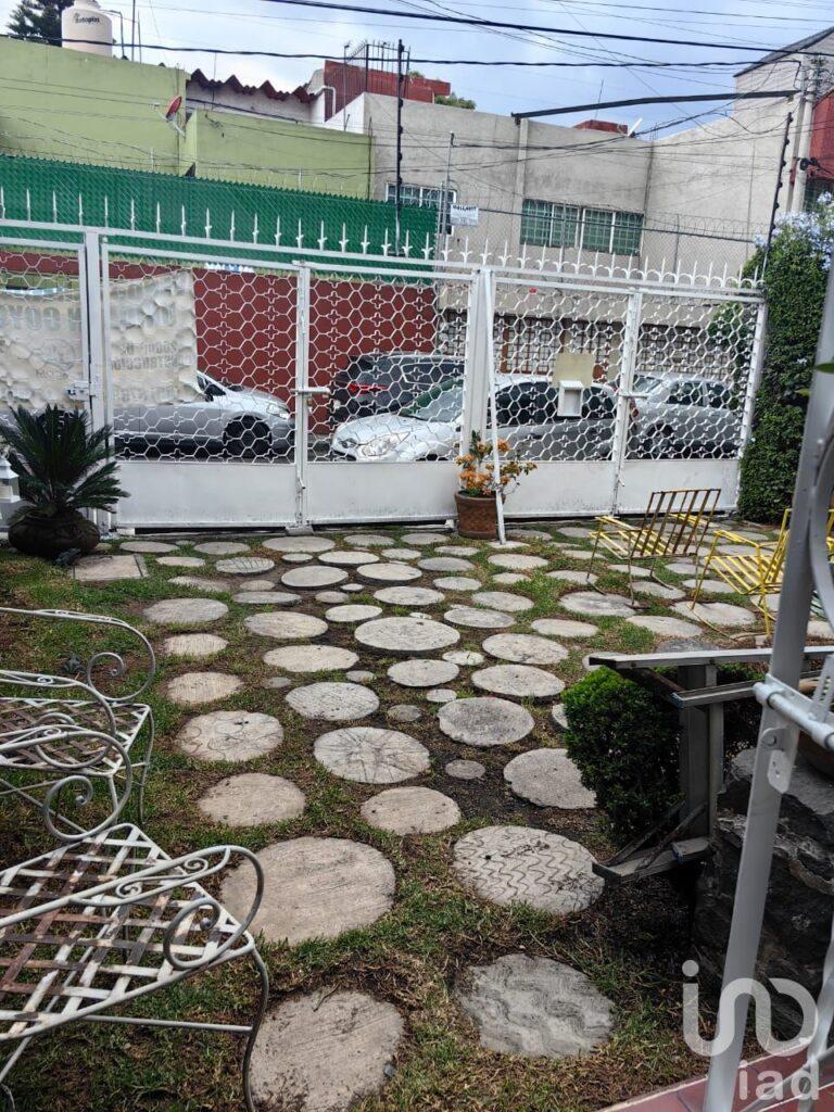 VENTA DE CASA  EN COLONIA EDUCACION