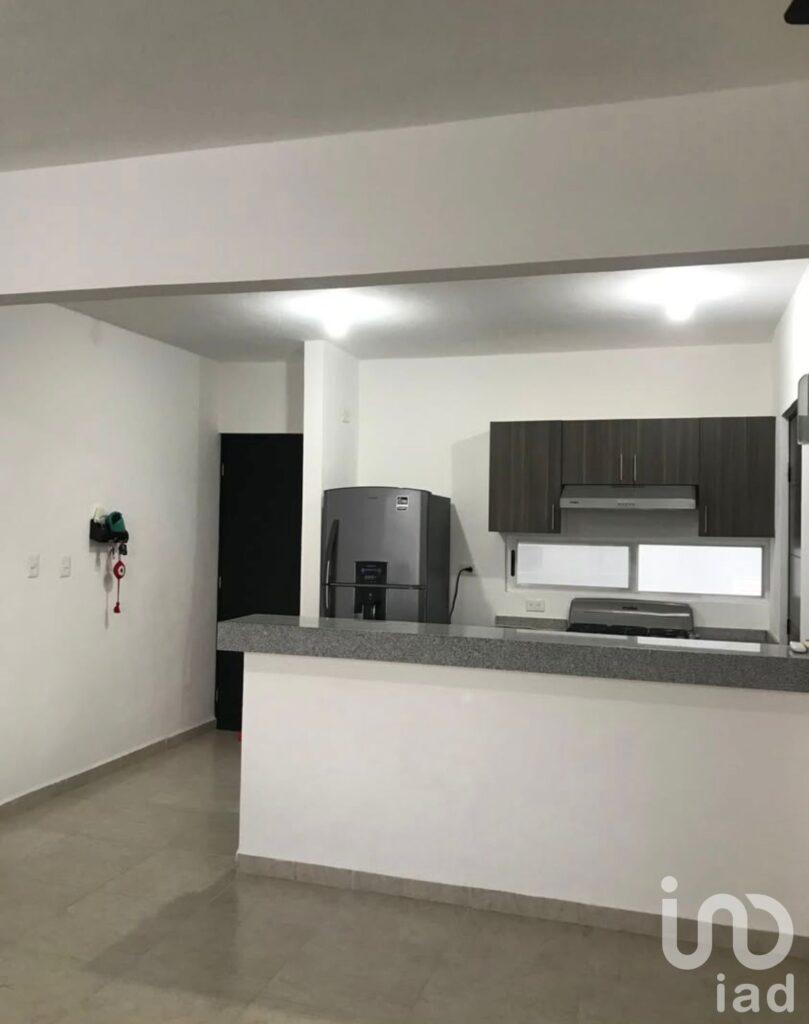 Depto en Liverté Cancún | 2 recs, 3 albercas y ubicación top por solo $2.47 M