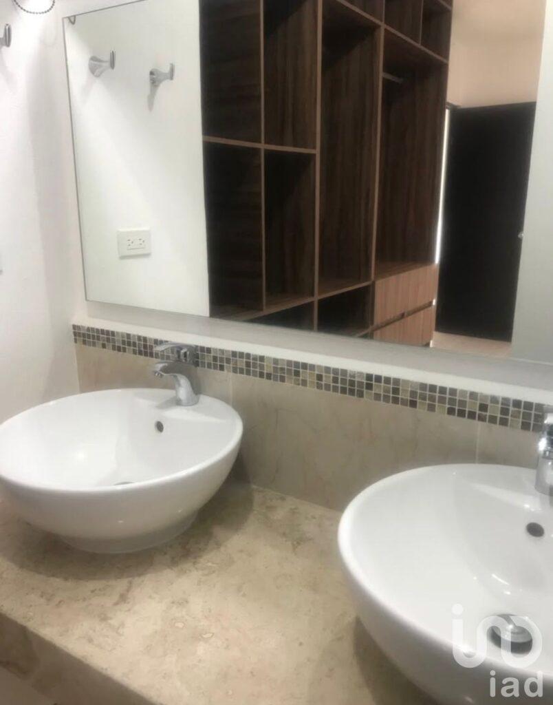 Depto en Liverté Cancún | 2 recs, 3 albercas y ubicación top por solo $2.47 M