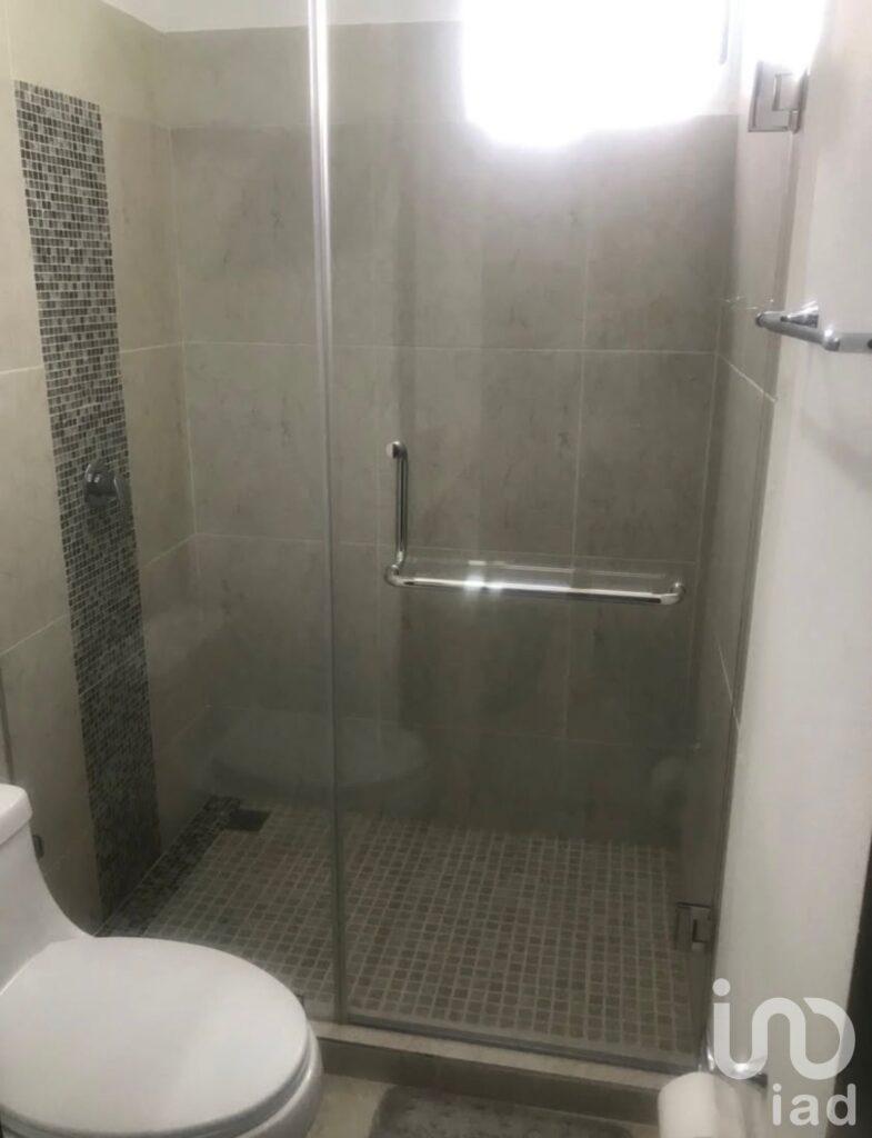 Depto en Liverté Cancún | 2 recs, 3 albercas y ubicación top por solo $2.47 M