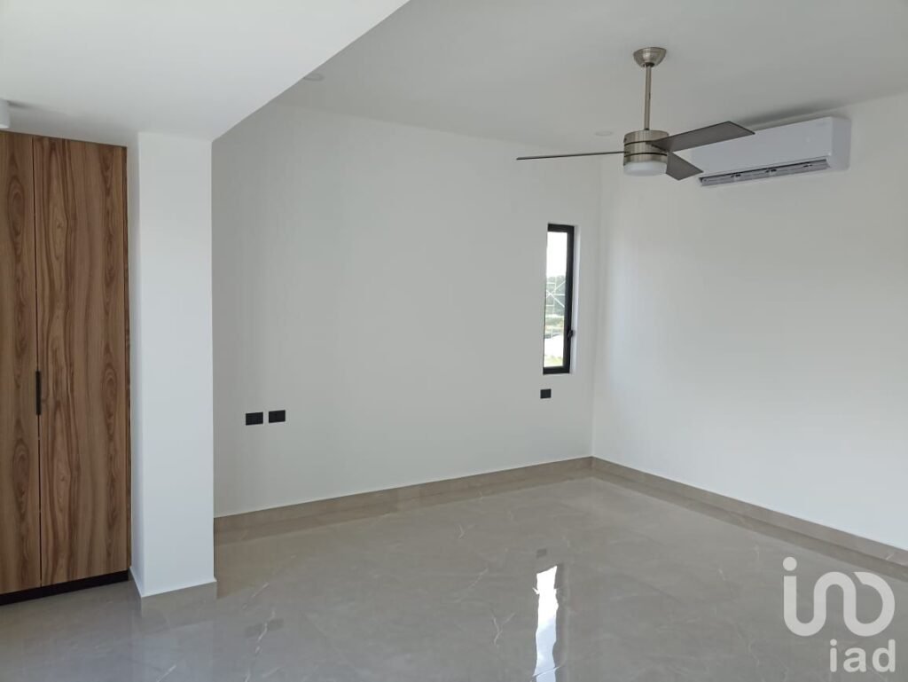 Casa nueva en Venta, Lagos del Sol, Cancún, 4 rec, 4 baños