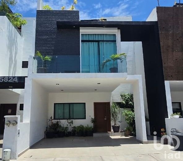 Se vende casa en Real del Valle, Mazatlán, Sinaloa.
