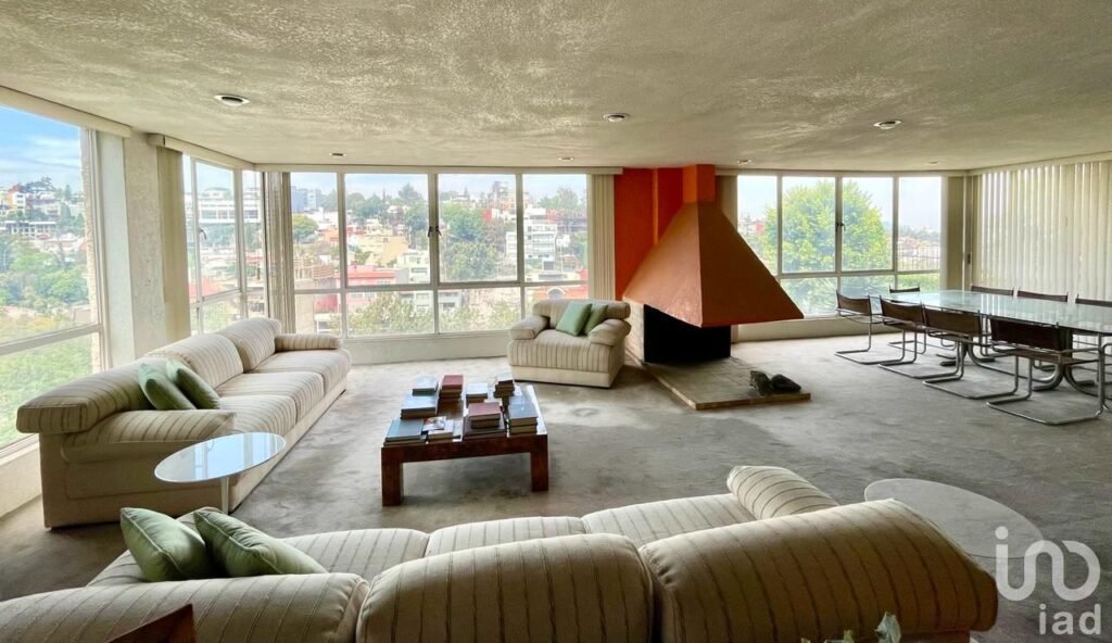 Casa en venta en Bosques de Las Lomas 1a Sección, Miguel Hidalgo, Ciudad de México