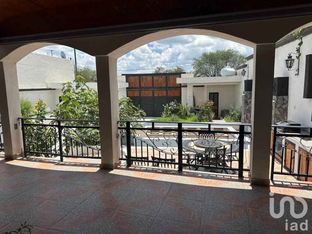 CASA EN VENTA EN MONTORO AGUASCALIENTES CERCA DE NISSAN