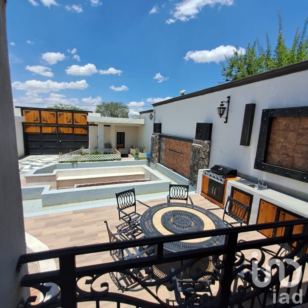 CASA EN VENTA EN MONTORO AGUASCALIENTES CERCA DE NISSAN