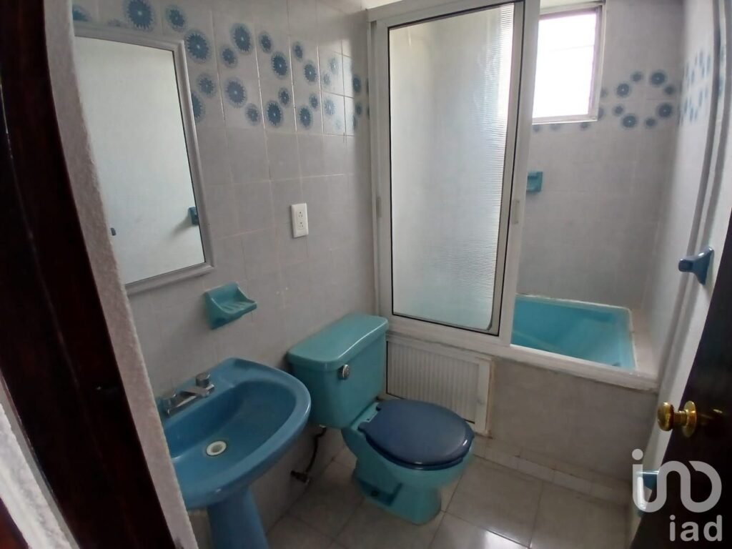 Departamento en venta. Ofrezca. Dos pisos. 3 recamaras 2 baños. Tlalpan, Ciudad de México