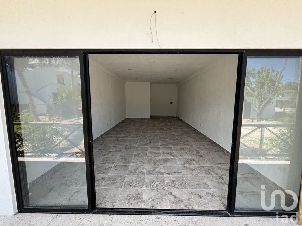 Renta de Locales en Av. principal en Chelem, Yucatan