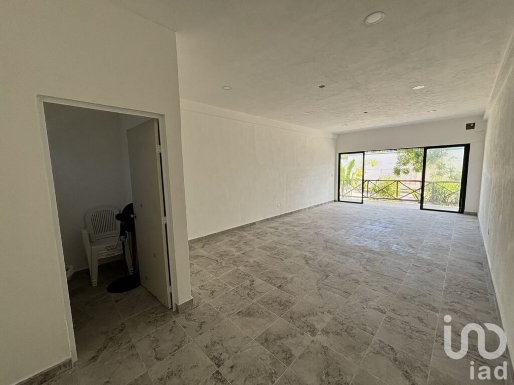 Renta de Locales en Av. principal en Chelem, Yucatan