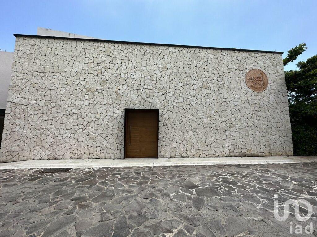 CASA EN VENTA PRIVADA NUUKAN MODELO COATI EN CHOLUL, YUCATAN.