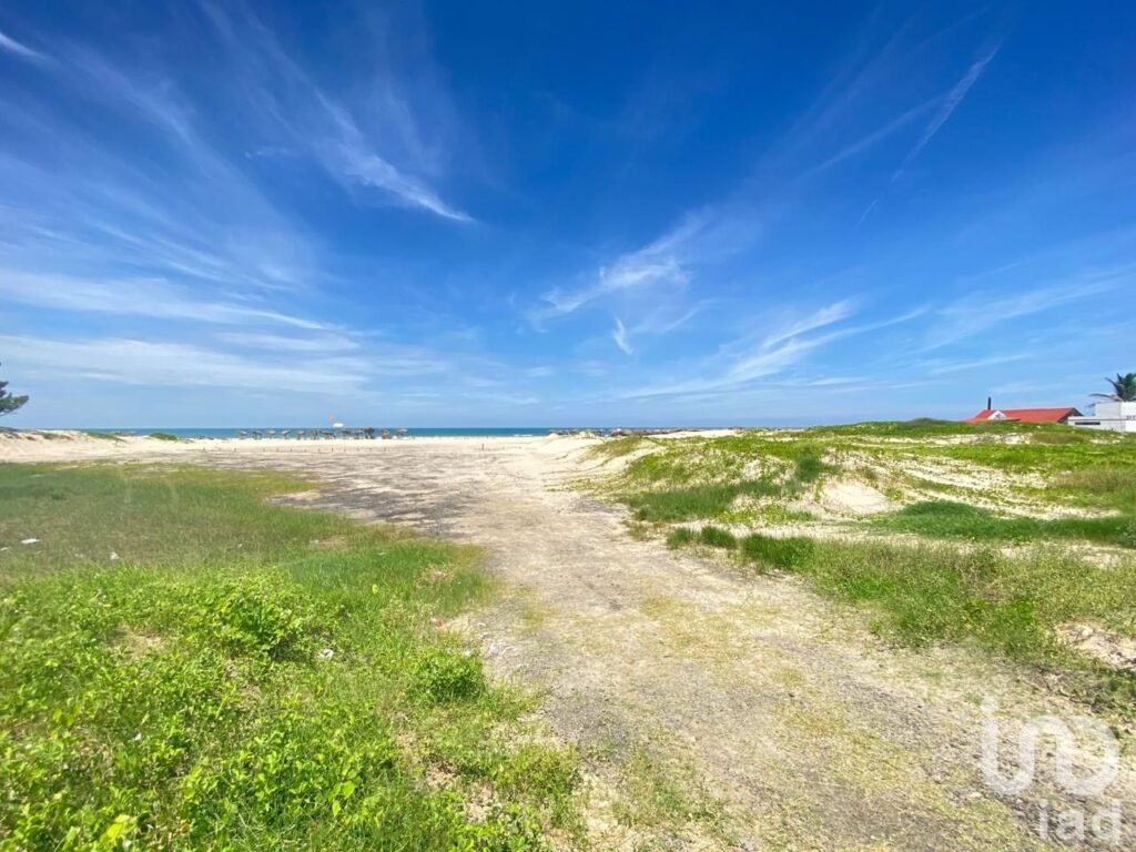 TERRENO EN VENTA EN EL BLV COSTERO DE CD MADERO TAMAUILIPAS