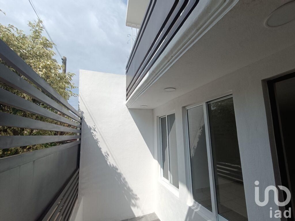 Casa totalmente remodelada a minutos del Libramiento Sur Poniente – como nueva