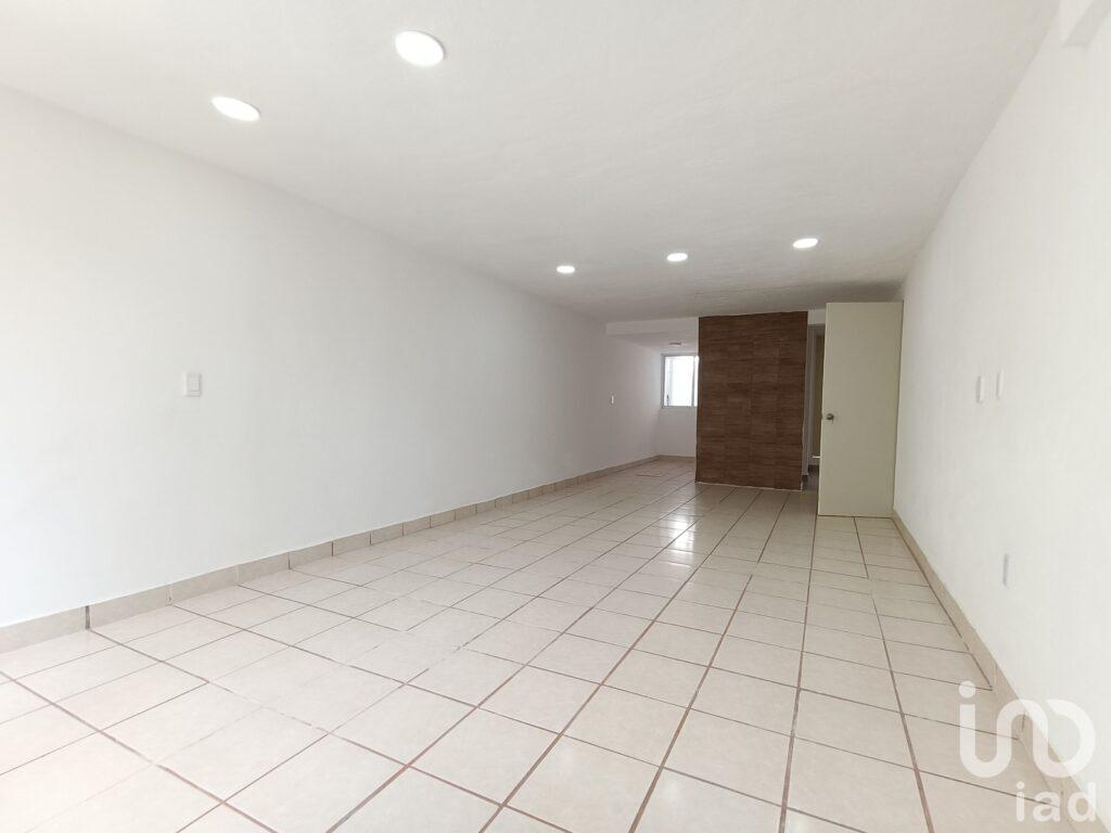 Casa totalmente remodelada a minutos del Libramiento Sur Poniente – como nueva