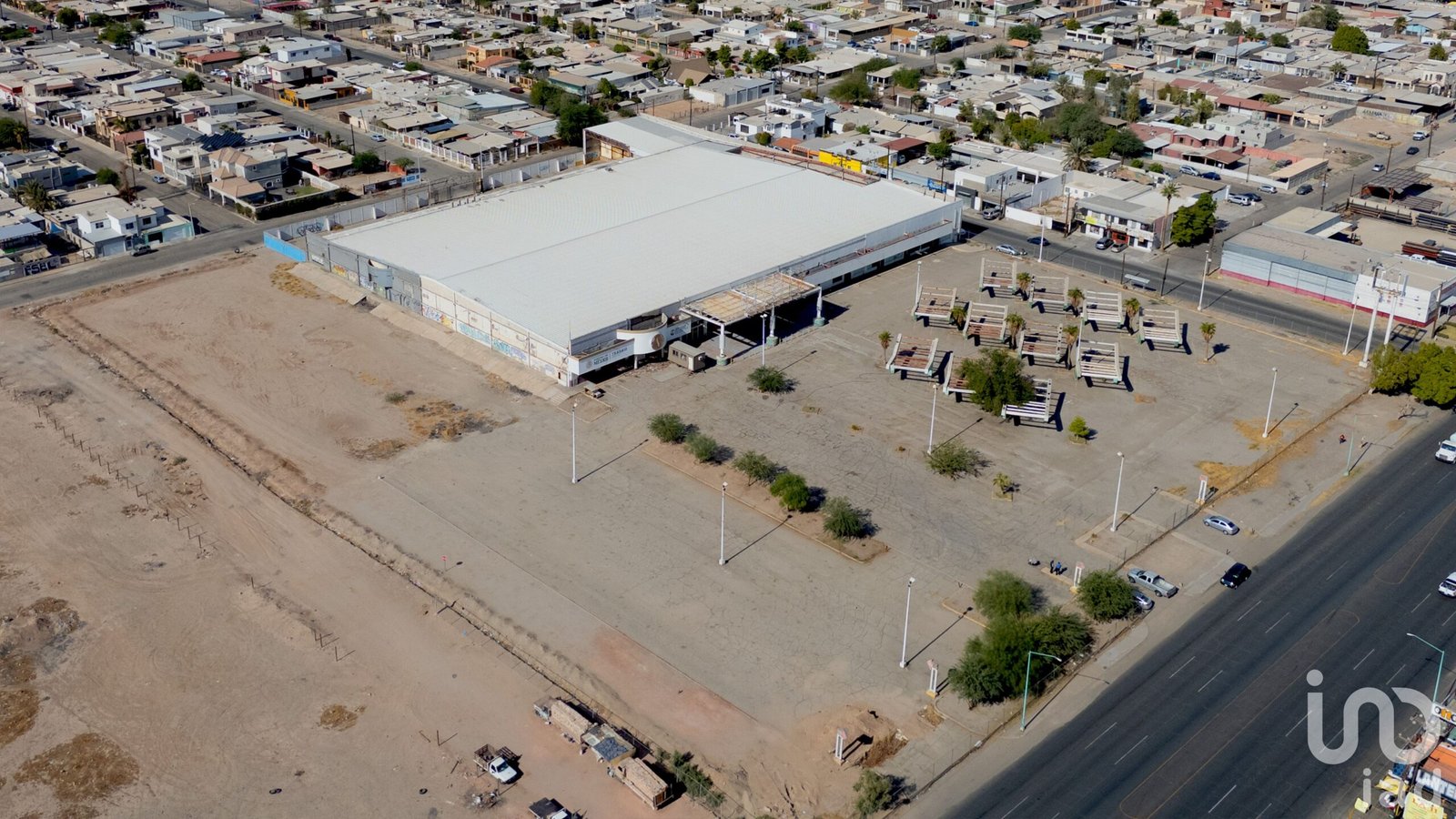 Oportunidad de inversión única en Mexicali. Propiedad comercial en Venta.