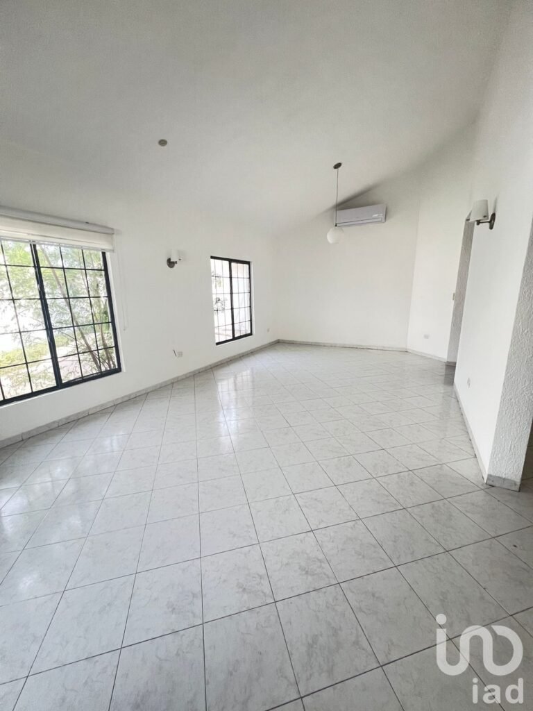 CASA EN VENTA EN SODZIL NORTE, MERIDA, YUCATÁN