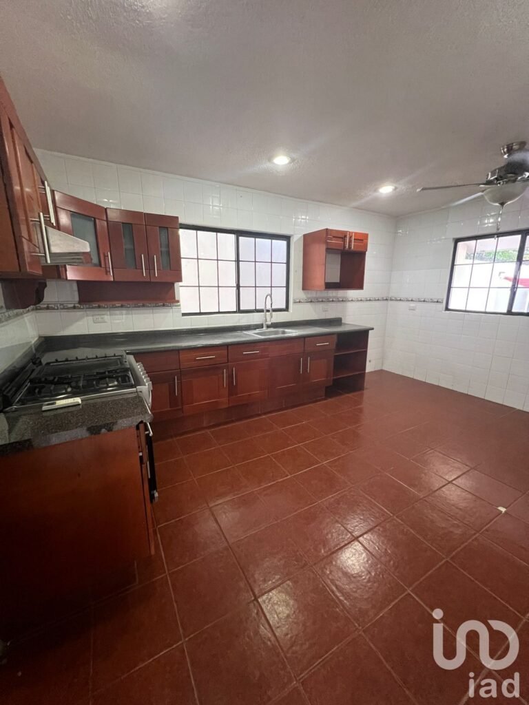 CASA EN VENTA EN SODZIL NORTE, MERIDA, YUCATÁN
