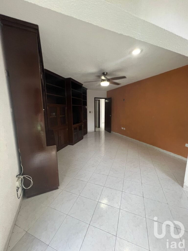CASA EN VENTA EN SODZIL NORTE, MERIDA, YUCATÁN