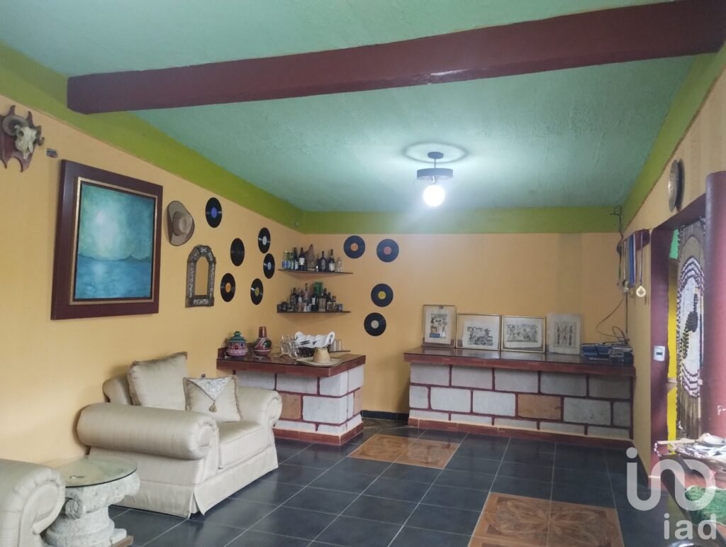 AVENIDA DE LOS PINOS16 BOSQUES DE IXTACALA  ATIZAPAN DE ZARAGOZA EDO DE MEXICO