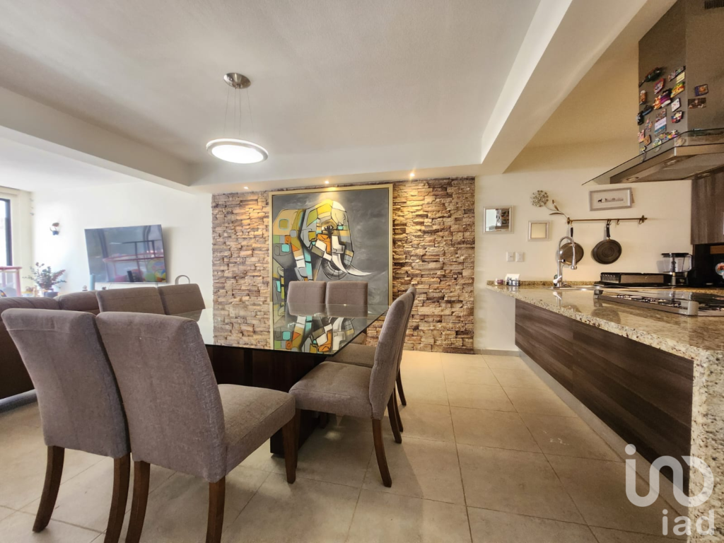 Av. Cumbres de Juriquilla 1047 Condominio Monte Everest casa 107, Cumbres de Juriquilla, Querétaro