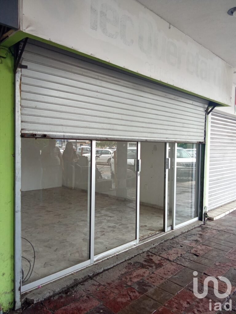 Local en venta Pza. de las Américas.Queretaro